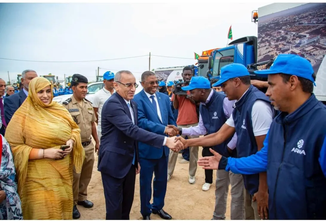 وزير الداخلية يشرف على دخول آليات جديدة لتعزيز خدمات نظافة نواكشوط